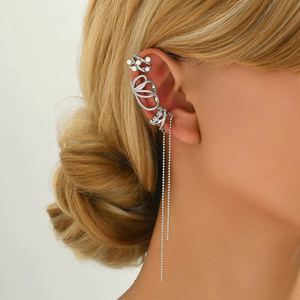 Lab Grown Diamond Ear Cuff con cadena Diseño geométrico Cobre Encontrar Perla de imitación Zircon Pendientes de aro de moda - Product Image 1