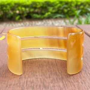 กำไลเขาควาย งานฝีมือธรรมชาติ เครื่องประดับทำมือสำหรับผู้หญิง เครื่องประดับตกแต่งสไตล์วัฒนธรรม แฟชั่น และเป็นมิตรกับสิ่งแวดล้อม - Product Image 1