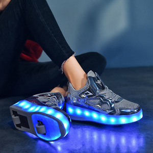 Chaussures à roulettes LED lumineuses pour enfants garçons et filles, baskets à roulettes rétractables, chaussures à roulettes pour enfants - Product Image 5