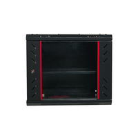 Armoire de serveur murale 9U 600x450mm 19 pouces, armoire réseau ventilée verrouillable SPCC IP20 en stock pour centre de données