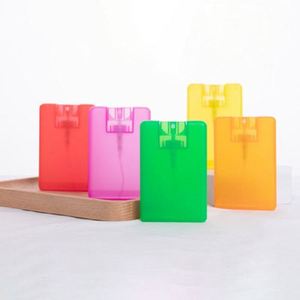 ขวดน้ำหอมพลาสติก PP ทรงสี่เหลี่ยมแบนสเปรย์ละอองน้ำทำให้อากาศสดชื่นแบบพกพาได้โลโก้ออกแบบได้ตามต้องการขนาดเล็ก - Product Image 2