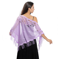 Vente en gros châles de dîner triangulaires en polyester de couleur unie style tissé conception de dentelle vente en ligne robe de soirée d'été pour femmes écharpe