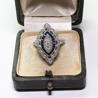 Bague en laiton plaqué platine avec zircon bleu, style classique rétro, pour femme, de Fashion Jewelry Palace