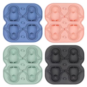 Moule à glace en silicone de qualité alimentaire mignon pingouin créatif 4 treillis de glace Whisky Mixwater Frozen Ice Hockey - Product Image 3