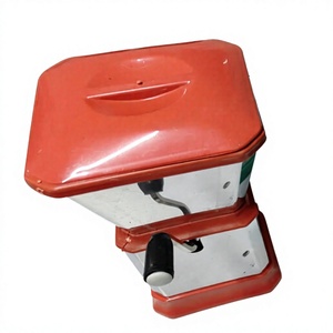 Cortador de chiles de plástico rojo con tapa, utensilio manual - Product Image 1