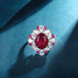 Anillo de Rubí Ovalado de 6 Quilates en Plata de Ley y Platino, Estilo Moderno, para Dropshipping - Product Image 1