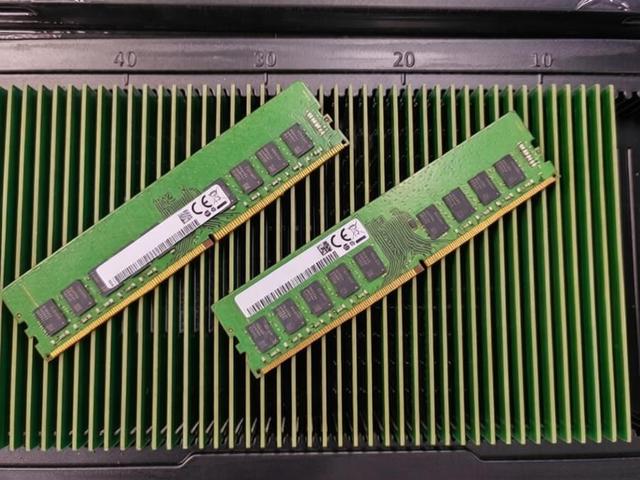 Major Brand HMCGM4MEBRB 96GB 2Rx4 DDR5 4800MHz ECC RDIMM Server Memory RAM Storage Caching LLM Local Inference Cluster