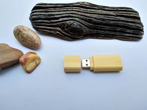 แฟลชไดรฟ์ USB 2.0ไม้เชิงนิเวศแบบกำหนดเอง1GB ถึง64GB เมมโมรี่สติ๊กเพนไดรฟ์ขนาด128GB 3.0โลโก้ใหม่สำหรับเป็นของขวัญ - Product Image 3