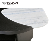 Table basse moderne au design irrégulier, plateau en marbre bleu et blanc, structure en bois, durable, facile à nettoyer, mobilier de maison Yinxing