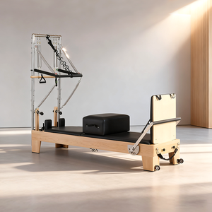Reformer de Pilates pliable et réglable de haute qualité en bois d'érable et de chêne, avec tour - Product Image 2
