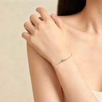 Collier Boucle Infinie et Bracelet Cœur en Argent Sterling S925 Plaqué Or Blanc avec Zirconiums Cubiques pour Femme – Vente en Gros