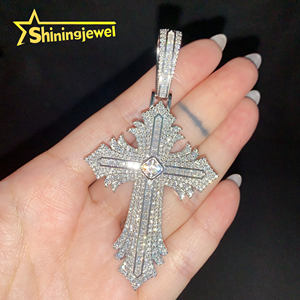 ラッパージュエリービッグサイズアッシャーカットセンターストーンMoissaniteヒップホップペンダントクロスアイスアウトペンダント宗教ジュエリー - Product Image 1