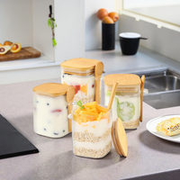 Récipients de préparation de repas en verre de 18oz avec logo personnalisé pots d'avoine de nuit couvercles en silicone et bambou tasses à aliments modernes à usage domestique pour la fête