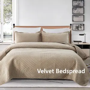 Super Plush Velvet Quilt King Size with Pillow Shams Luxury Soft Reversible 3 Piece Bedspreads Coverlet Comforter Set