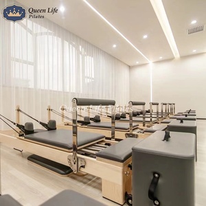 เครื่องพิลาทิส Reformer รุ่นใหม่ ดีไซน์ใหม่จาก QueenLife ทำจากไม้เมเปิลสีขาว สำหรับใช้ในสตูดิโอพิลาทิส มีจำหน่ายแล้ว - Product Image 2