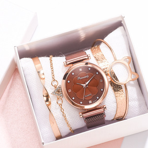 Reloj de Cuarzo Novedoso y Exclusivo para Hombre con Calendario, Resistente al Agua 3ATM, Reloj de Pulsera de Negocios y Moda con Correa de Cuero - Product Image 4