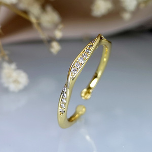 Anello con motivo a stella, anello minimalista da indossare tutti i giorni - Product Image 2