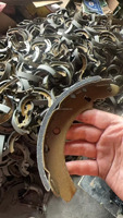 Jeu de plaquettes de frein à tambour TVS King, plaquettes de frein à haute friction pour tricycles Tuk Tuk, pièces détachées