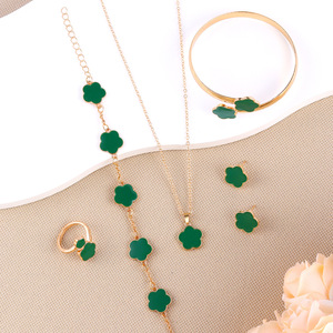 IStapromo <b>Gifts</b> New Luxury Gold Plated <b>Women's</b> Lucky Flower Design <b>Set</b> Trendy <b>Women</b> Jewelry Elegant Charm Alloy Shell JewelrySet - Product Image 2