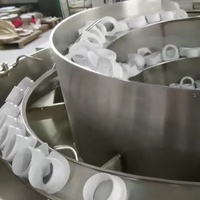 Machine d'assemblage de bouchons pour boissons gazeuses, lait et jus, 2 pièces, 3 pièces, bouchon hélicoïdal