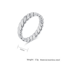 Bague en acier inoxydable minimaliste personnalisable avec logo, résistante au ternissement, forme torsadée géométrique, pour bijoux de fête de fiançailles