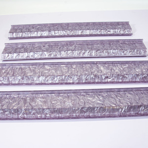 Support de Mahjong Personnalisé Moderne de Luxe en Acrylique Marbré Gris Nacré/Violet Taro 17,5 po 20 po – Durable et Portable - Product Image 2