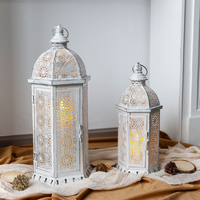 Ensemble de lanternes blanches au design vintage, style marocain, grande lanterne en métal pour la décoration de mariage