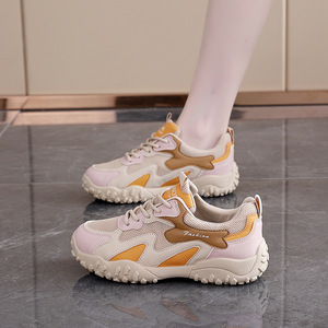 Nuevo estilo de zapatillas deportivas Ashen a la moda para mujer, zapatillas de senderismo versátiles y casuales. - Product Image 4
