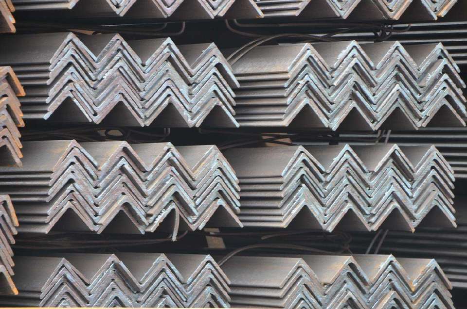 L 100 x 100 x 7 Hot Rolled Steel Equal Leg Angle L 100 x 100 x 7 Hot Rolled Steel Equal Leg Angle