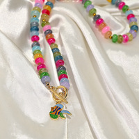 Collier Bohème Coloré Plaqué Or avec Perles pour Femme, Chaîne Ras du Cou Arc-en-ciel d'Été, Pendentif Crabe Style Océan, Accessoires