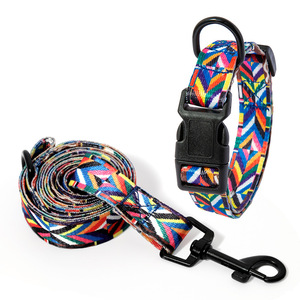 <span class=keywords><strong>Collar</strong></span> de perro de nailon ajustable con características de seguridad duraderas para exteriores patrón impreso bufanda de poliéster decoración multicolor - Product Image 5