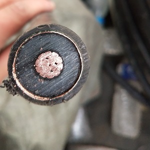 Yjv銅コア高電圧ケーブルKilovolt 10Kv-15Kv XLPE絶縁シングルコア1*35 50 70 95 120 150平方パワーケーブル - Product Image 6