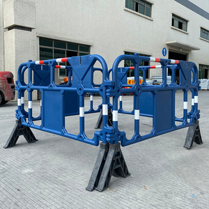 Barrera de Tráfico de Plástico HDPE de 1600*1000 mm Moldeada por Soplado, Barrera de Seguridad Temporal para Control de Multitudes - Product Image 4
