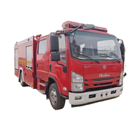 Truk Pemadam Kebakaran Isuzu Jepang Baru 4x2 Diesel Tangki Air 1000 Galon Tangki Pemadam Kebakaran Busa 3000-5000L