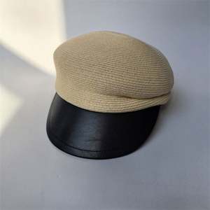 Chapeau Béret Tendance Femme Style Britannique Printemps-Été Protection Solaire en Cuir PU avec Bordure en Paille de Papier - Product Image 6
