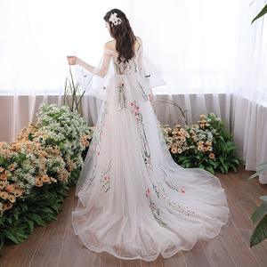 שמלת כלה ארוכה ללא שרוולים עם תחרה פרחונית, צווארון וי, שמלת נשף - Product Image 6