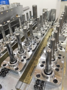 Khuôn ép nhựa PET 32mm 24 khoang dùng cho chai mỹ phẩm, nhà sản xuất khuôn ép nhựa - Product Image 5