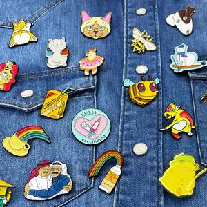 RENHUI Le Roi Lion Stitch Cute Creativity Enamel Pins Badge for Backpack Collar Lapel Pin Jewelry Birthday Gifts for <span class=keywords><strong>Friends</strong></span> - Product Image 1