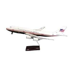 Boeing 747 47cm Air Force One Reçine Uçak Modeli, Sesle Aktifleşen LED Işıklı İniş Takımı ve Tekerlekler, Masaüstü Koleksiyonluk Hediye - Product Image 1
