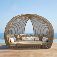 Ensemble de salon de jardin en rotin créatif avec grande table et chaises pour hôtel, villa, pavillon en forme de cage à oiseaux pour cour et villa