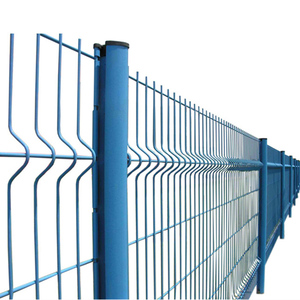 Panneaux de clôture en treillis soudé galvanisé recouvert de PVC vert incurvé anti-rongeurs pour autoroute - Product Image 2