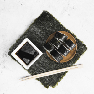 Feuilles d'algues Nori pour rouleaux de <span class=keywords><strong>sushi</strong></span>, rouleaux faits à la main et préparation de <span class=keywords><strong>sushi</strong></span>, plusieurs grades et tailles de feuilles disponibles - Product Image 5