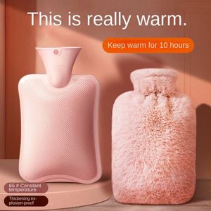 Bouillotte en caoutchouc naturel réutilisable, douce, écologique et de haute qualité, pour le remplissage d'eau chaude, le réchauffement des mains, le massage, portable, pour femmes et enfants - Product Image 4