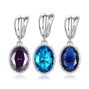 Orecchini Pendenti Retrò di Lusso, Eleganti Gioielli da Festa con Accenti Scintillanti per Donne - Product Image 1