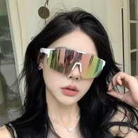 Kacamata Olahraga Bersepeda Luar Ruangan yang Modis dengan Bingkai Besar, Anti Kabut Definisi Tinggi, dan Pelindung Matahari Berwarna-warni