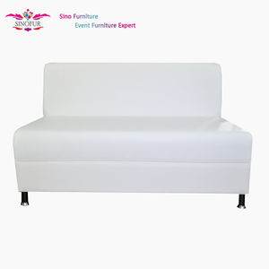 Ensemble de canapés modulaires en bois avec dossier bas pour utilisation en boîte de nuit ou en salon - Product Image 4