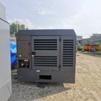 Compresseur d'air d'occasion Atlas Copco V900 Cunmins Engine 900 Cfm 23/18 bar Compresseur d'air à vis diesel stable