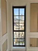 Ventanas de Acero y Hierro con Perfiles Delgados, Estructura Soldada Resistente, Doble Acristalamiento Aislante, Diseño Francés para Exteriores de Casas y Villas