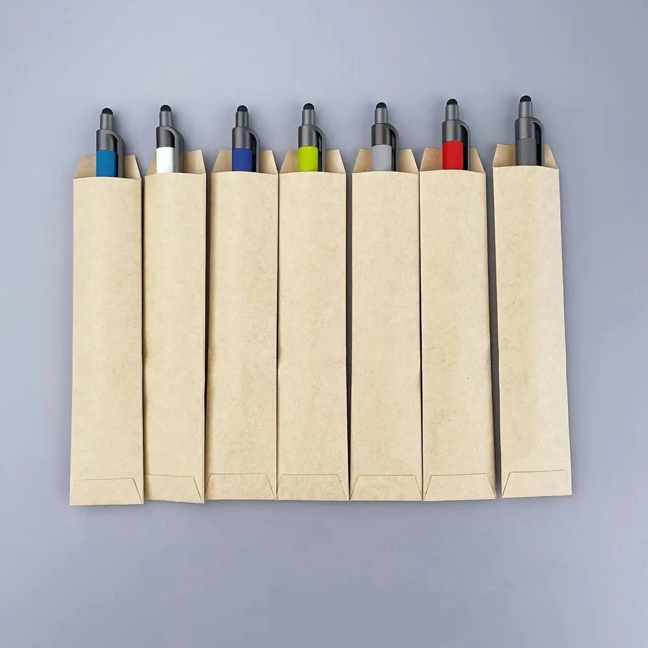 2022 yeni Kraft eko geri dönüşümlü kahverengi renk kağıt kol tek kalem çantası kart kollu