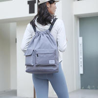 Sac à dos promotionnel en nylon polyester 210D imperméable avec cordon de serrage et poche, personnalisable avec logo